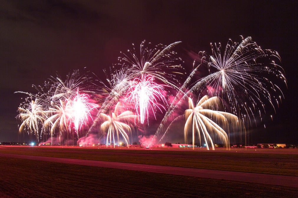 osh15-jv-wednesday-night-fireworks.jpg