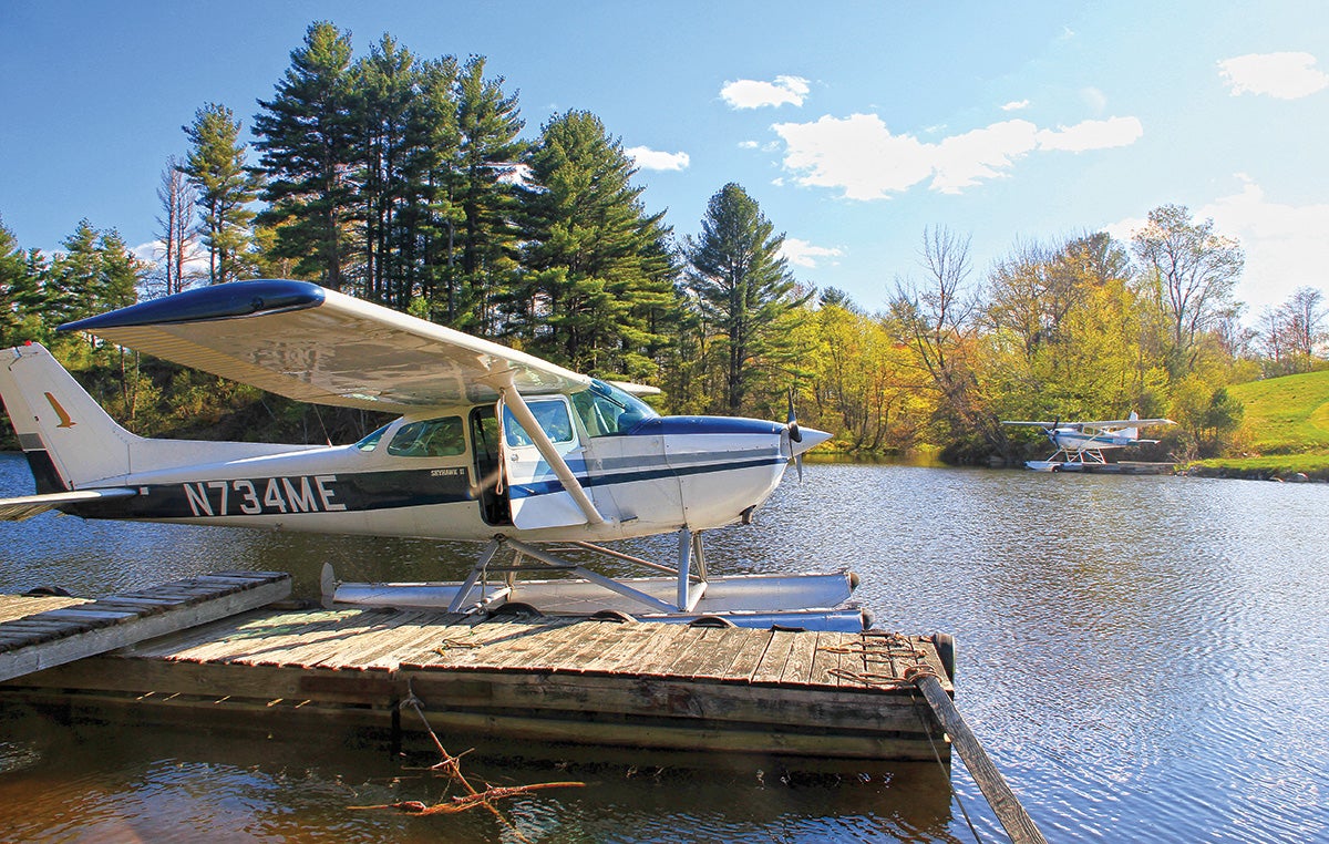maine-seaplane4.jpg