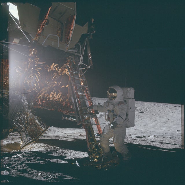 Amazing Apollo Missions Photos