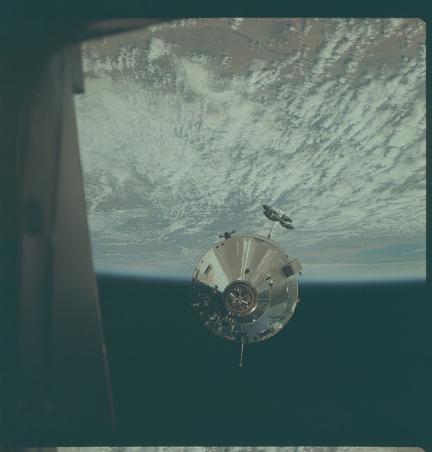 Amazing Apollo Missions Photos