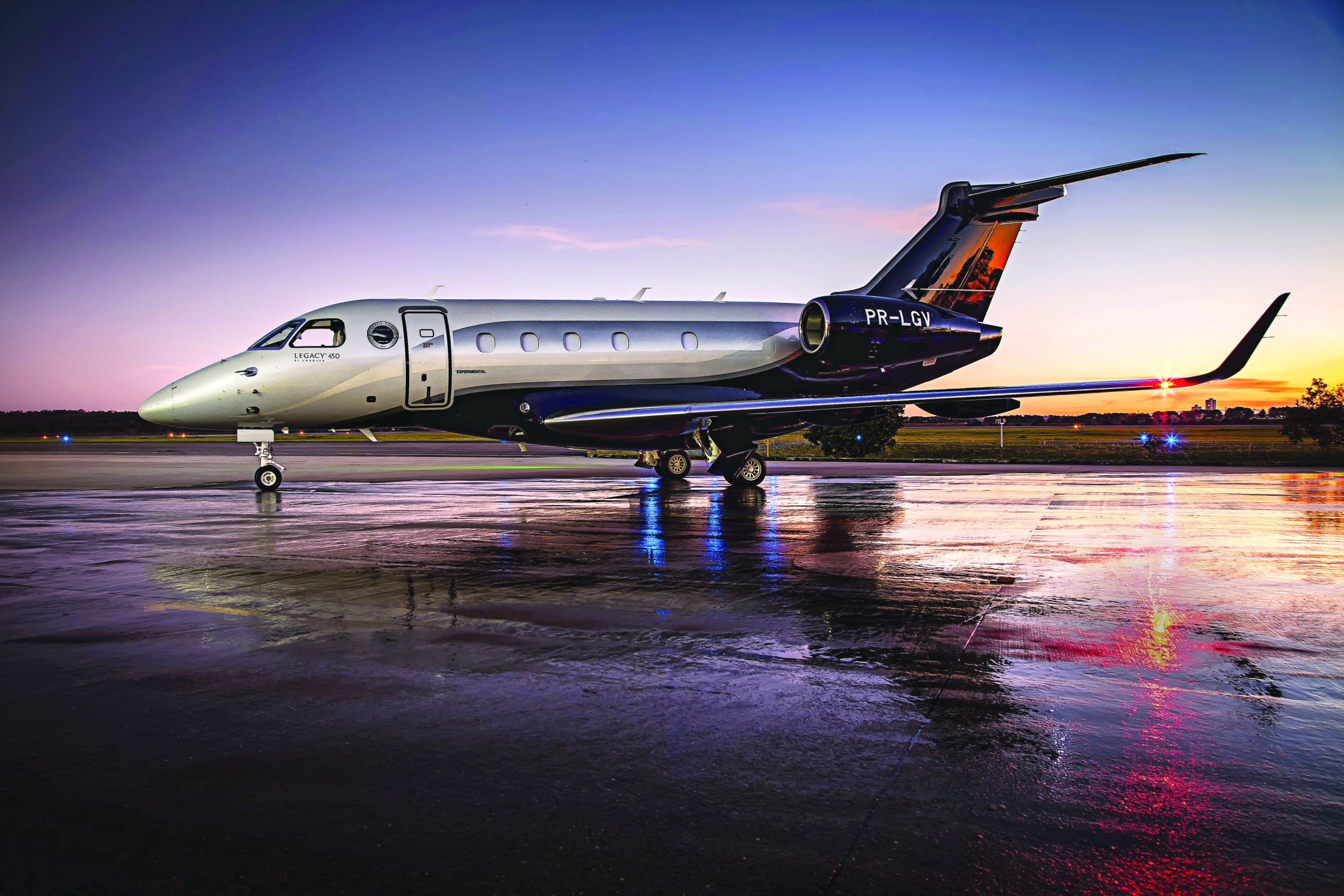 Embraer Legacy 450