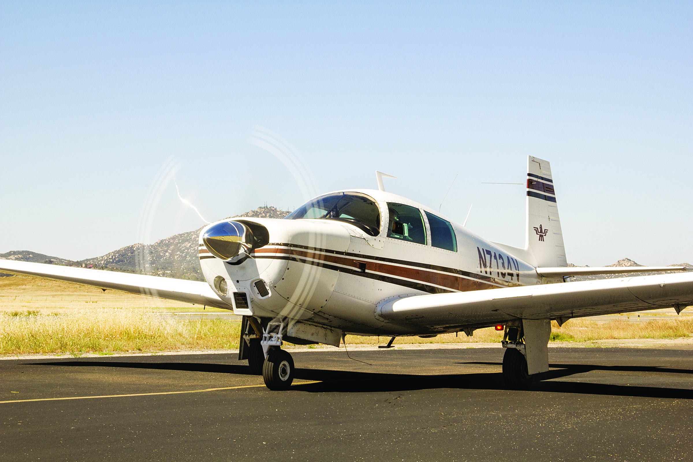 aviation, avionics technology