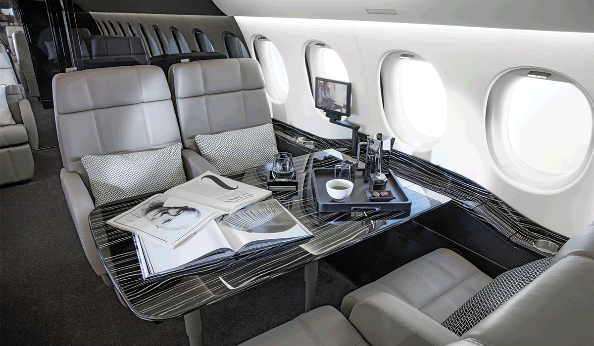 Falcon 8X cabin
