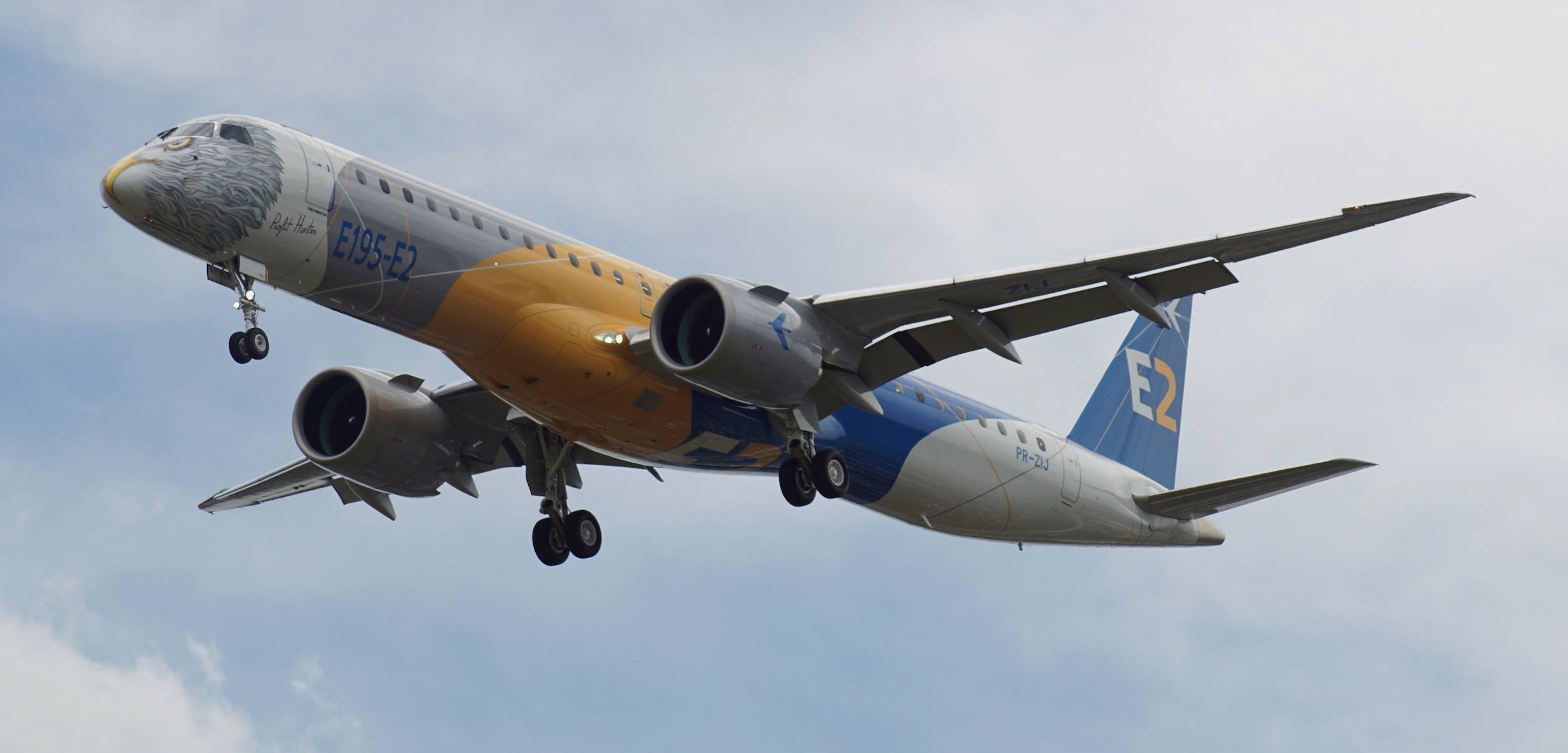 Embraer E195-E2