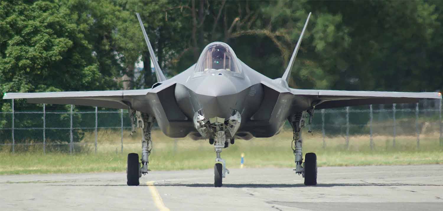 F-35 fighter jet
