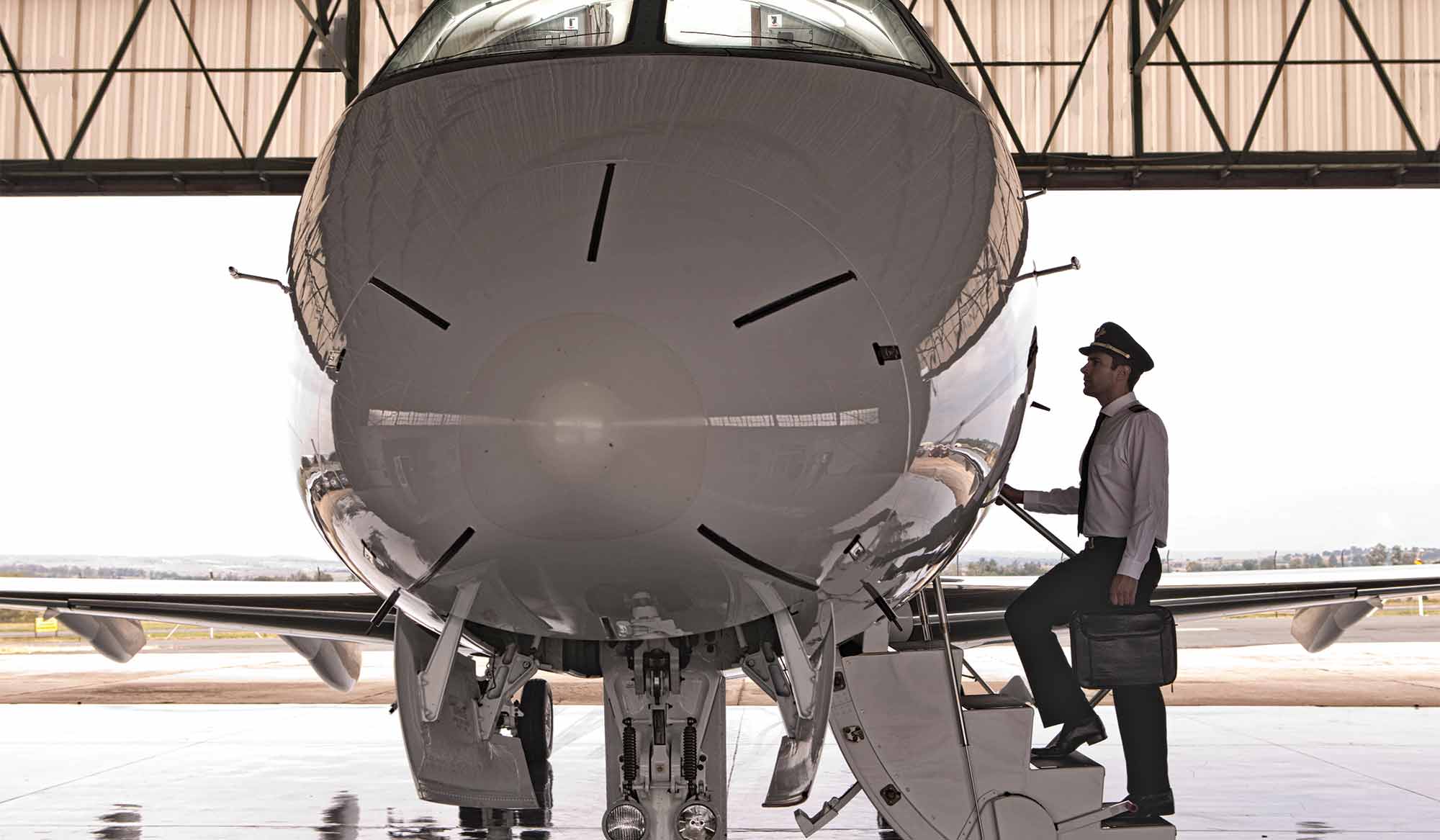 airline pilot