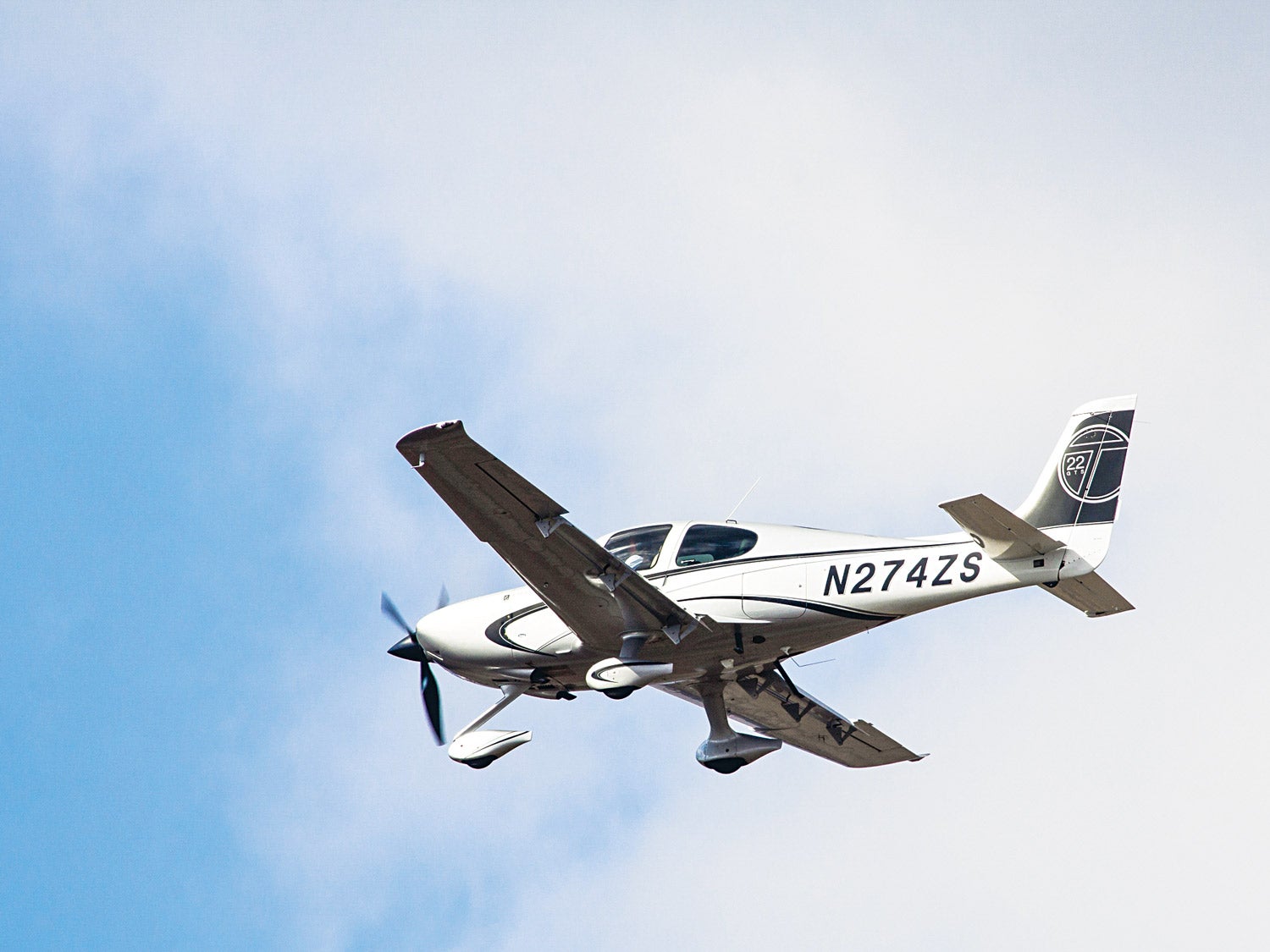 Cirrus SR22