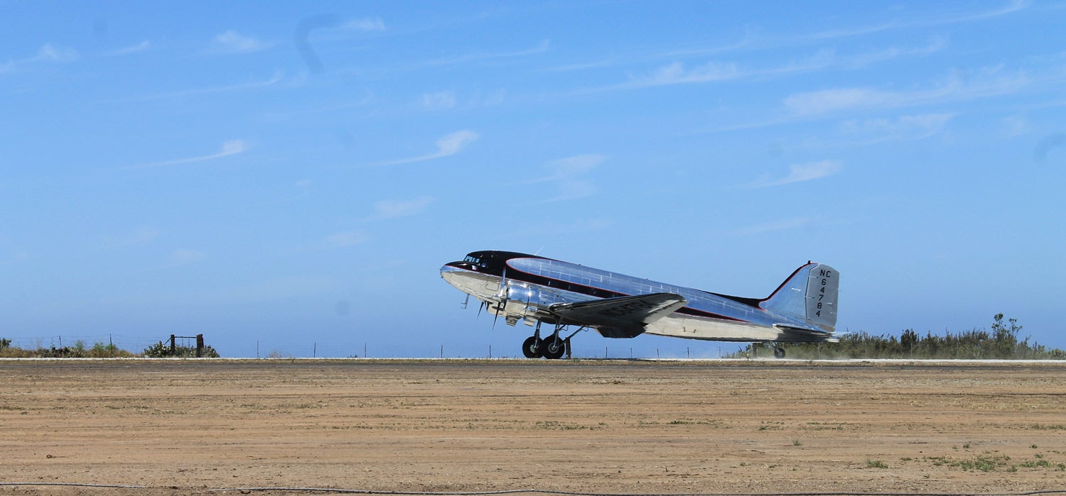DC-3 Aircraft