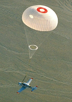 FL_parachute_WhiteSR20tight
