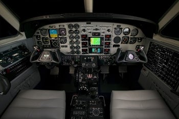 king_air_cockpit_article.jpg