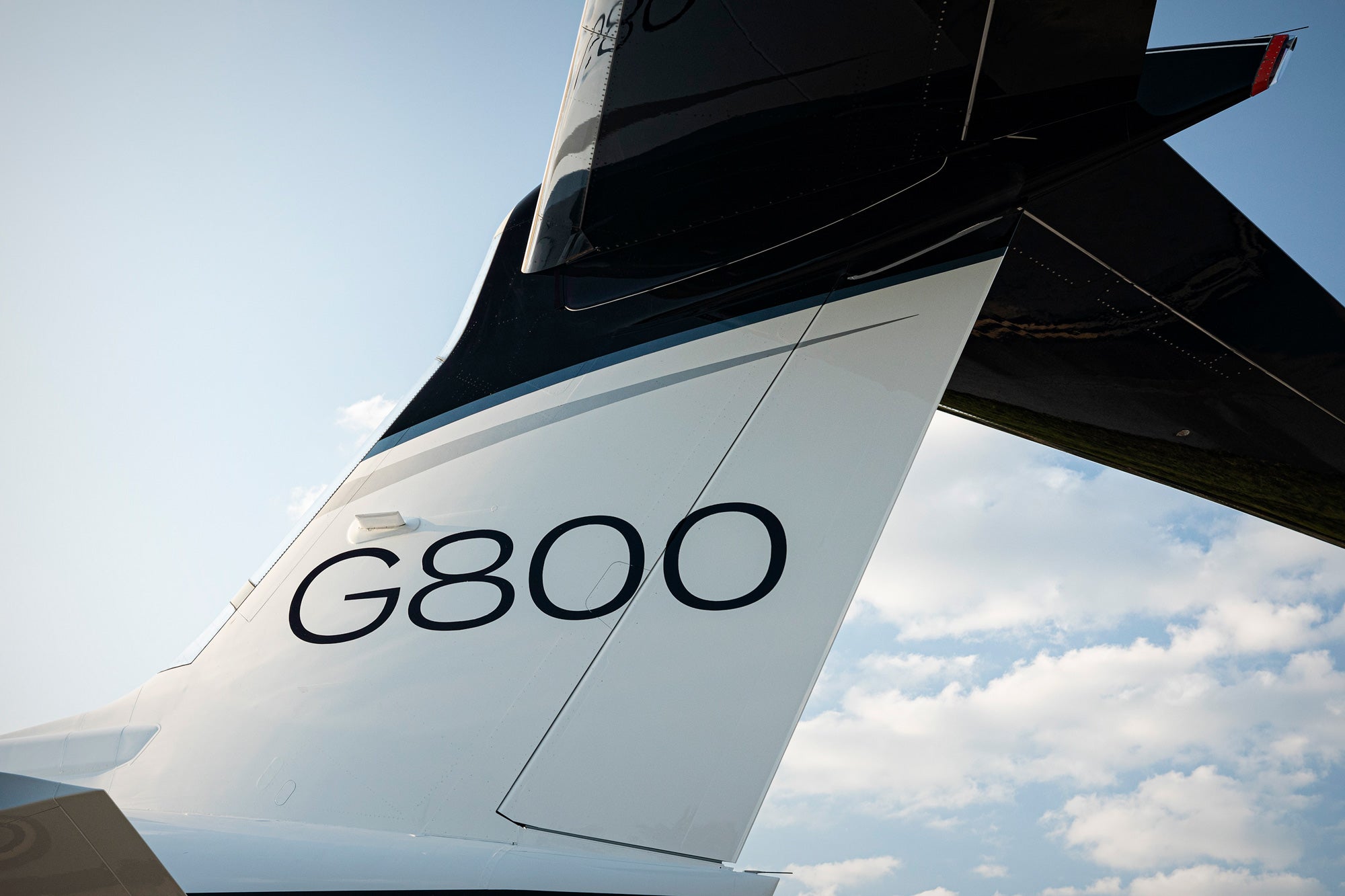 Gulfstream G800 Tail and Empennage