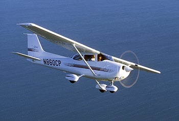 Cessna 172 in flight