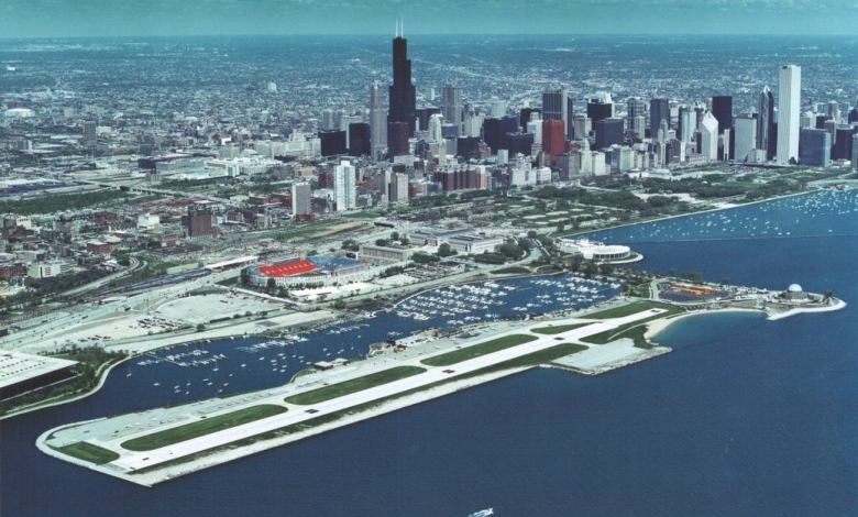 Meigs Field was the best way to fly into Chicago for GA pilots—before it was destroyed in March 2003. [Courtesy Friends of Meigs Field]