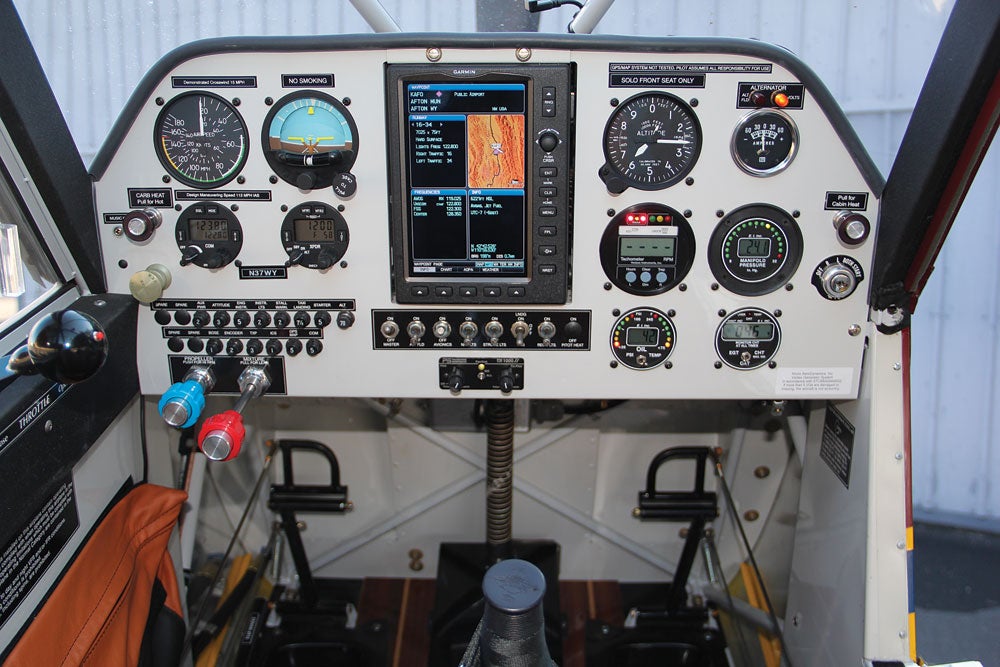Aviat Husky Cockpit
