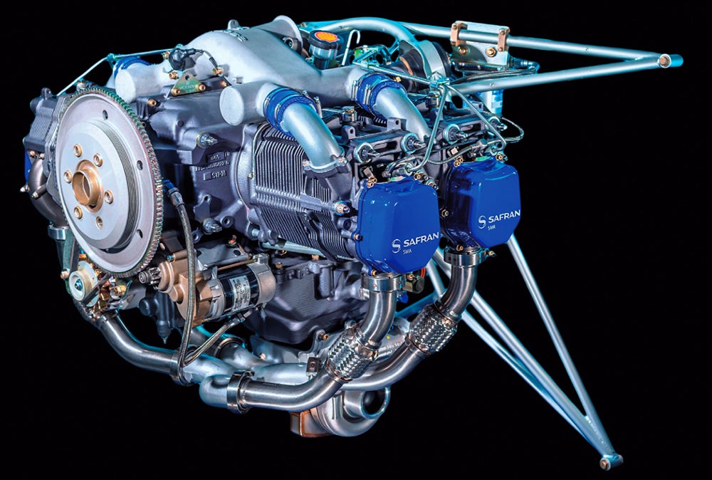 SMA SR305-230 Engine