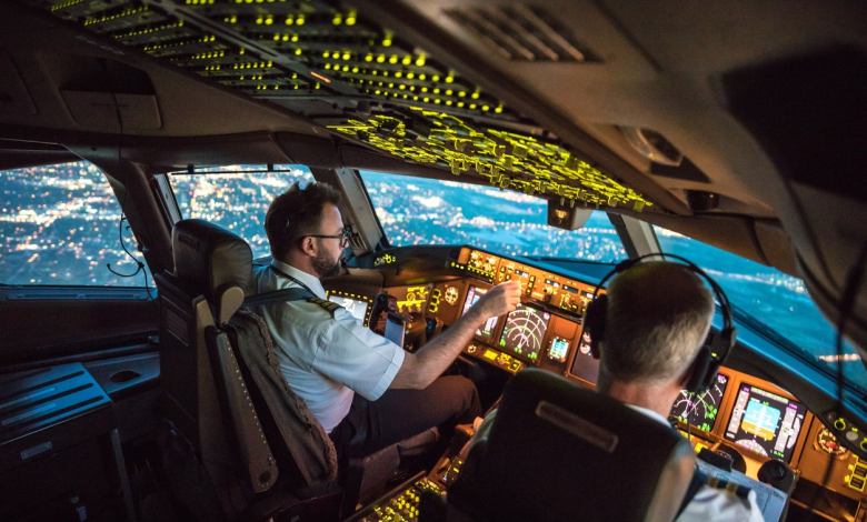 How many hours do pilots work