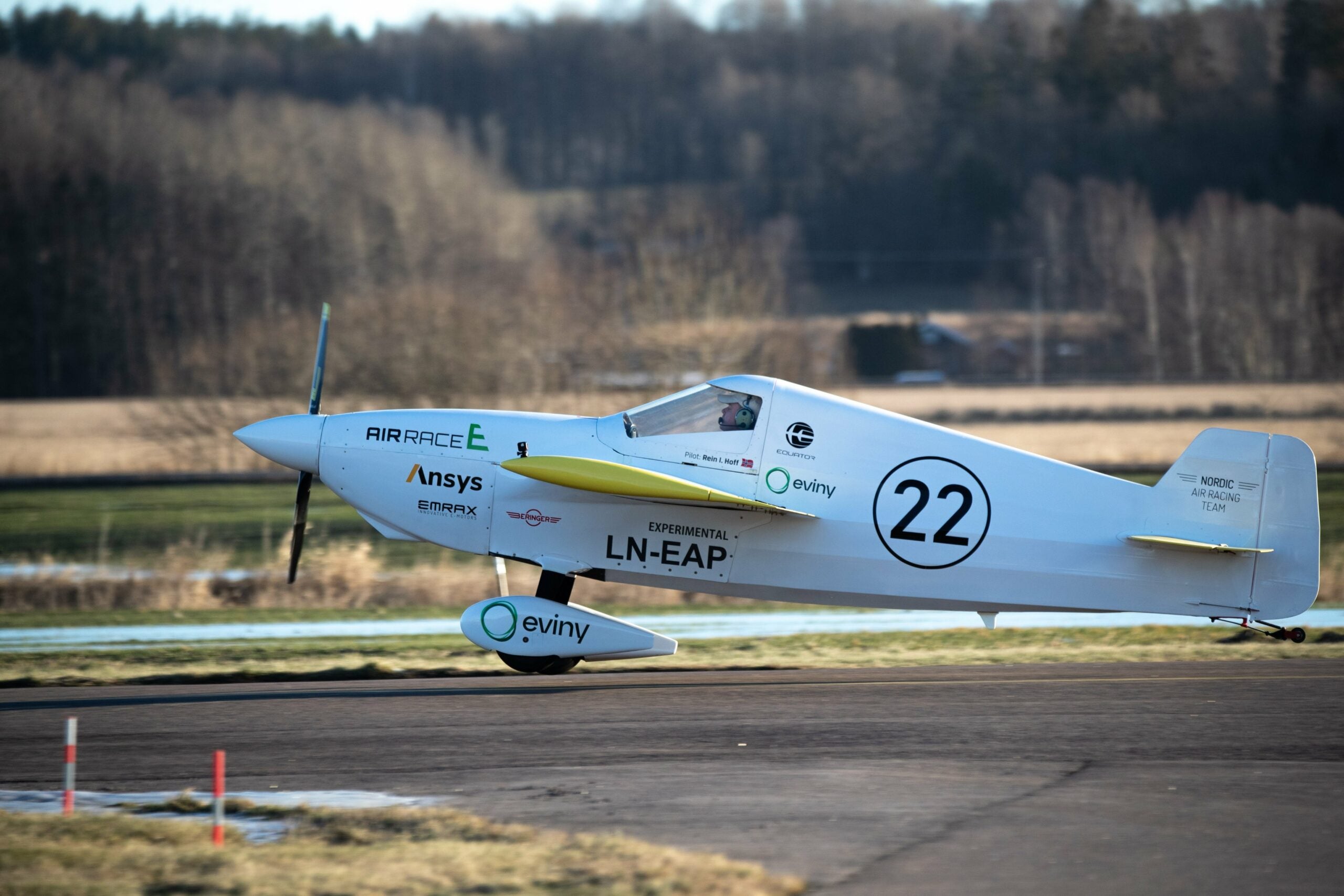 air race e airplane