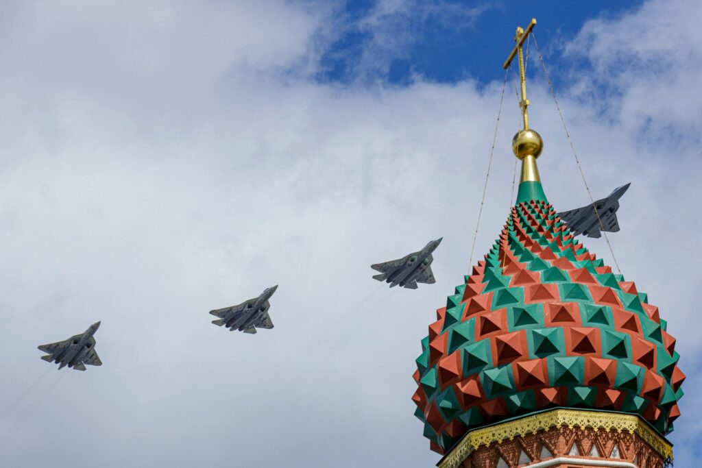 Russian Air Force aircraft flying over Moscow.