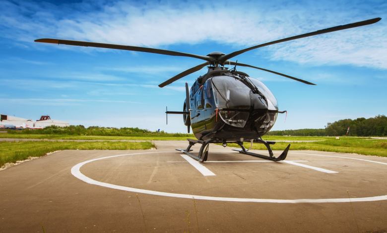 Helicopter pilot schools