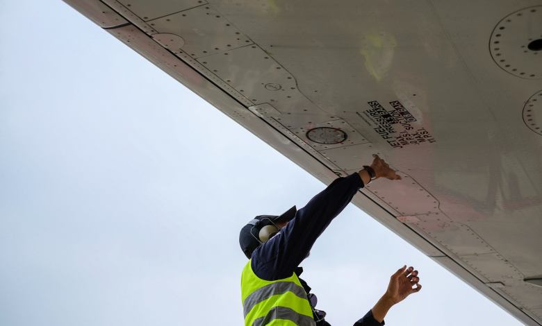 aircraft mechanic salary