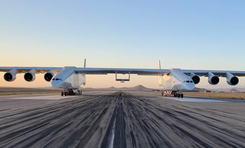 Stratolaunch's Roc with New Carrier Pylon