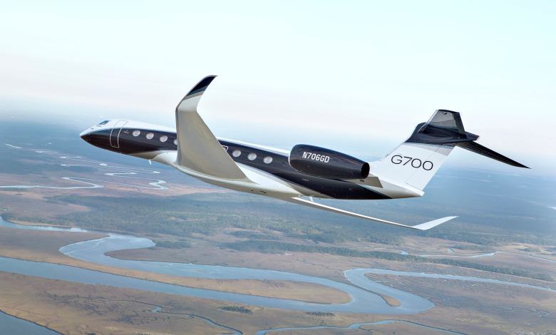 Gulfstream G700 in Flight
