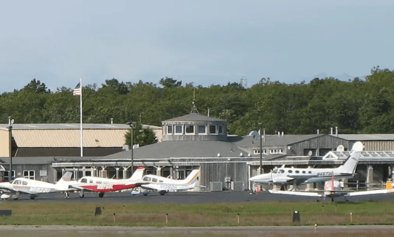 East Hampton Airport
