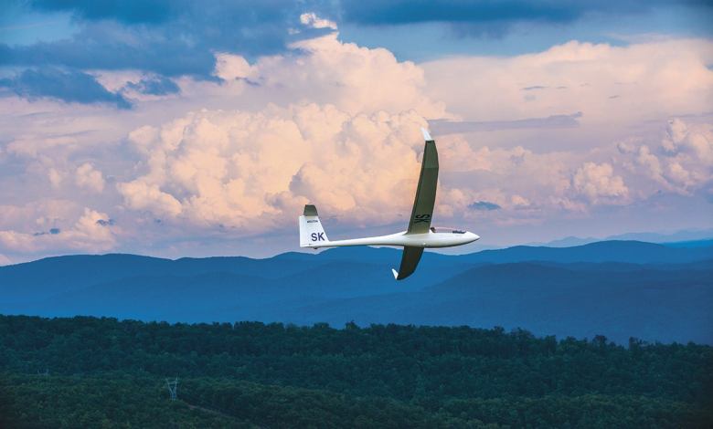 A glider pilot soars the skies over eastern Tennessee.