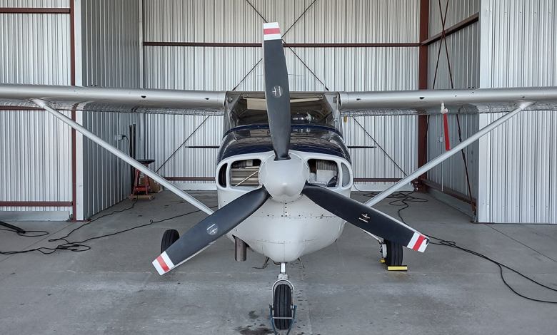 Cessna T210F