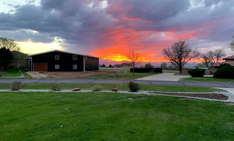 A sunset at Parkland Estates Airpark
