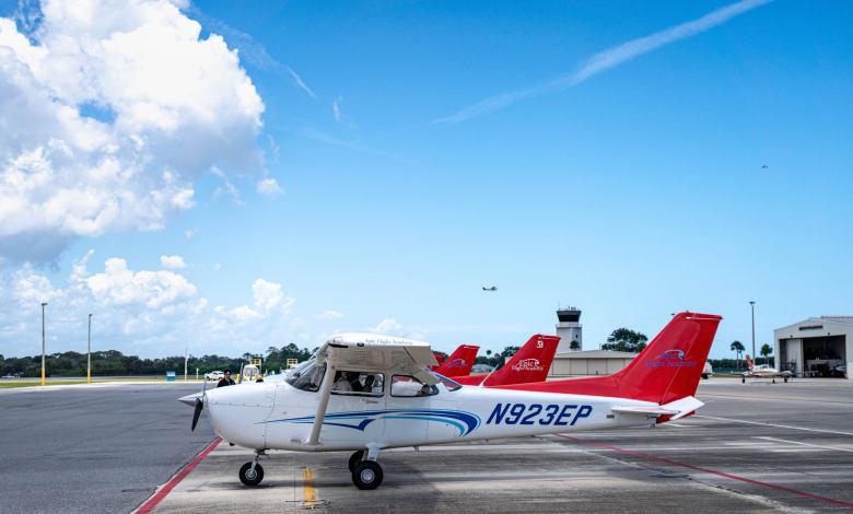   The first class of A&Ps at Epic Flight Academy's newest facility in Cincinnati/Northern Kentucky have graduated. [Credit: Epic Flight Academy]