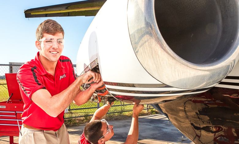 Bailey Mills, an SGTC aviation maintenance graduate.