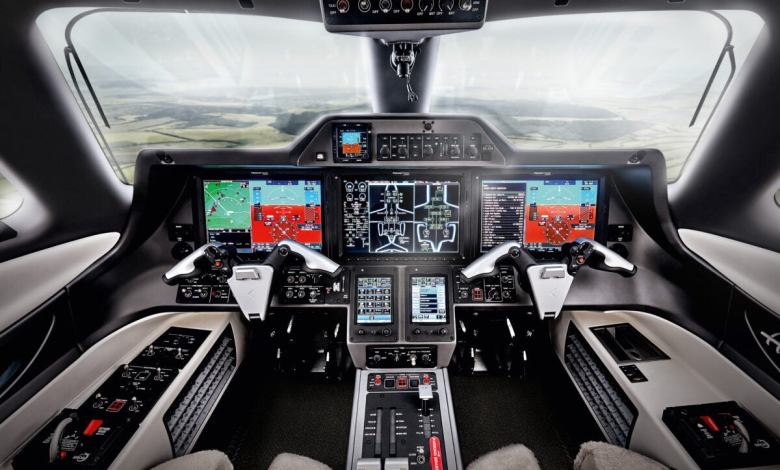 Phenom 300E - Cockpit