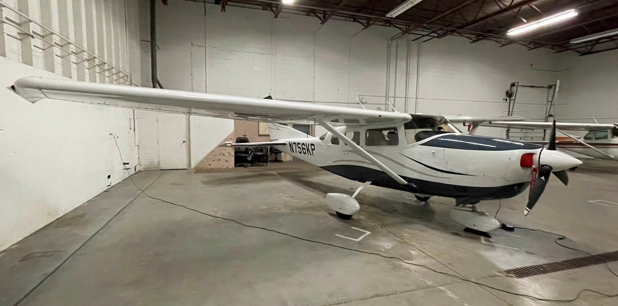 This 1978 Cessna U206G Is a Heavy-Hauling 'AircraftForSale' Top Pick