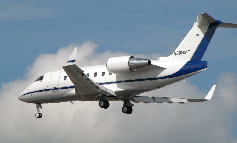 A Bombardier Challenger 600.