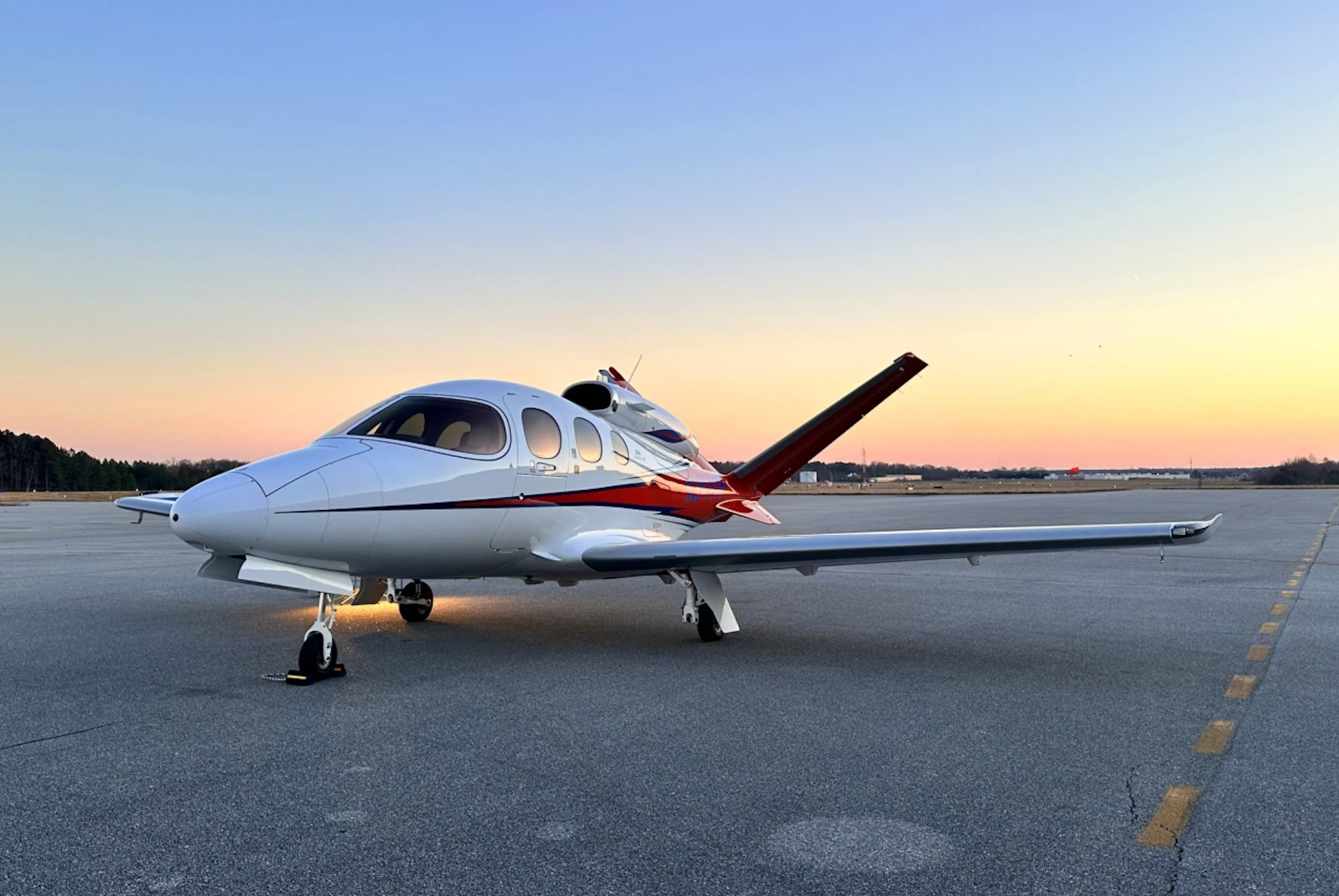 A Cirrus SF50 G2 Vision Jet.