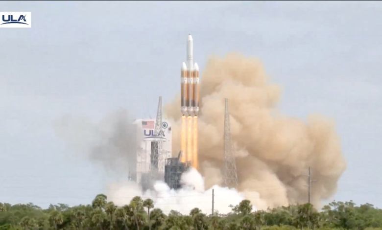 ULA Delta IV Heavy space rocket launcher