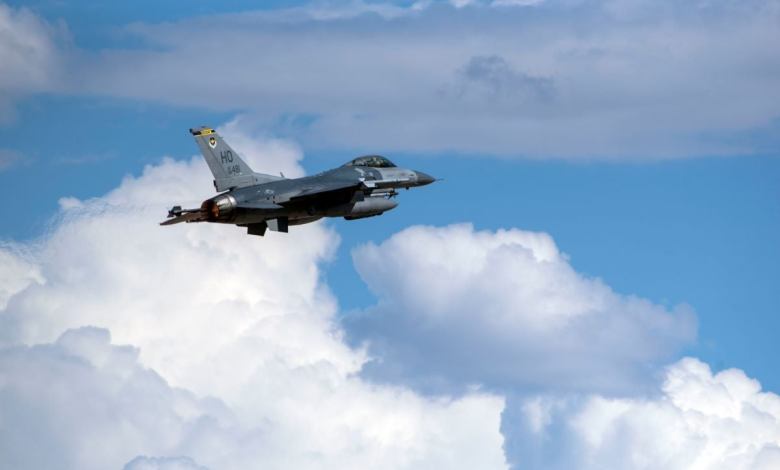 F-16 fighter jet