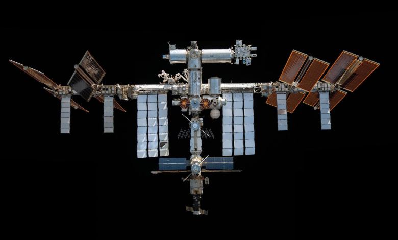 NASA SpaceX ISS deorbit vehicle