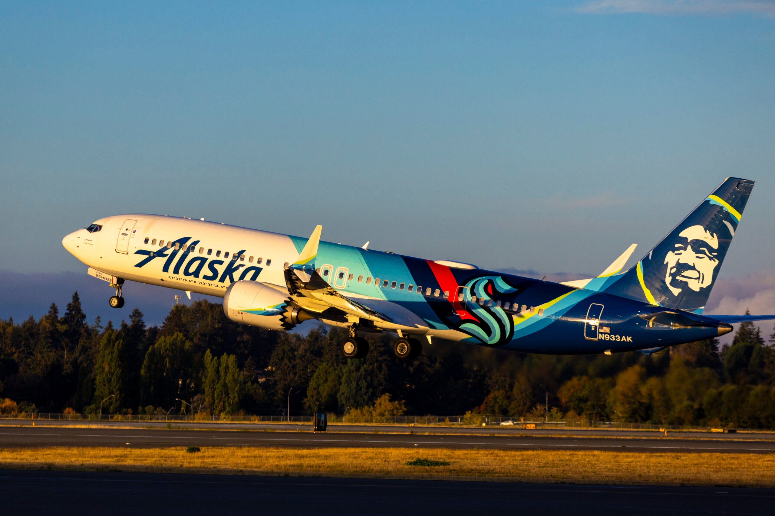  507 スポーツ ツアラー - メルクリン #8022 Alaska Airlines Releases the Kraken