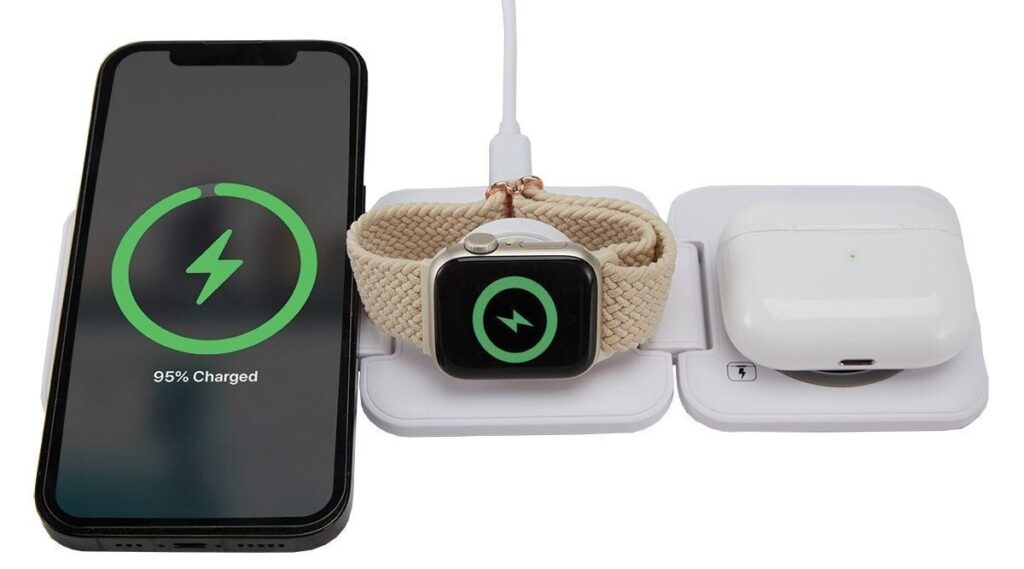 Foldable 3-in-1 Pilot Instrument Charging Station