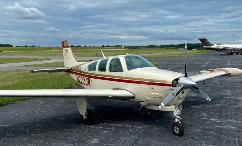 1989 Beechcraft F33A Debonair