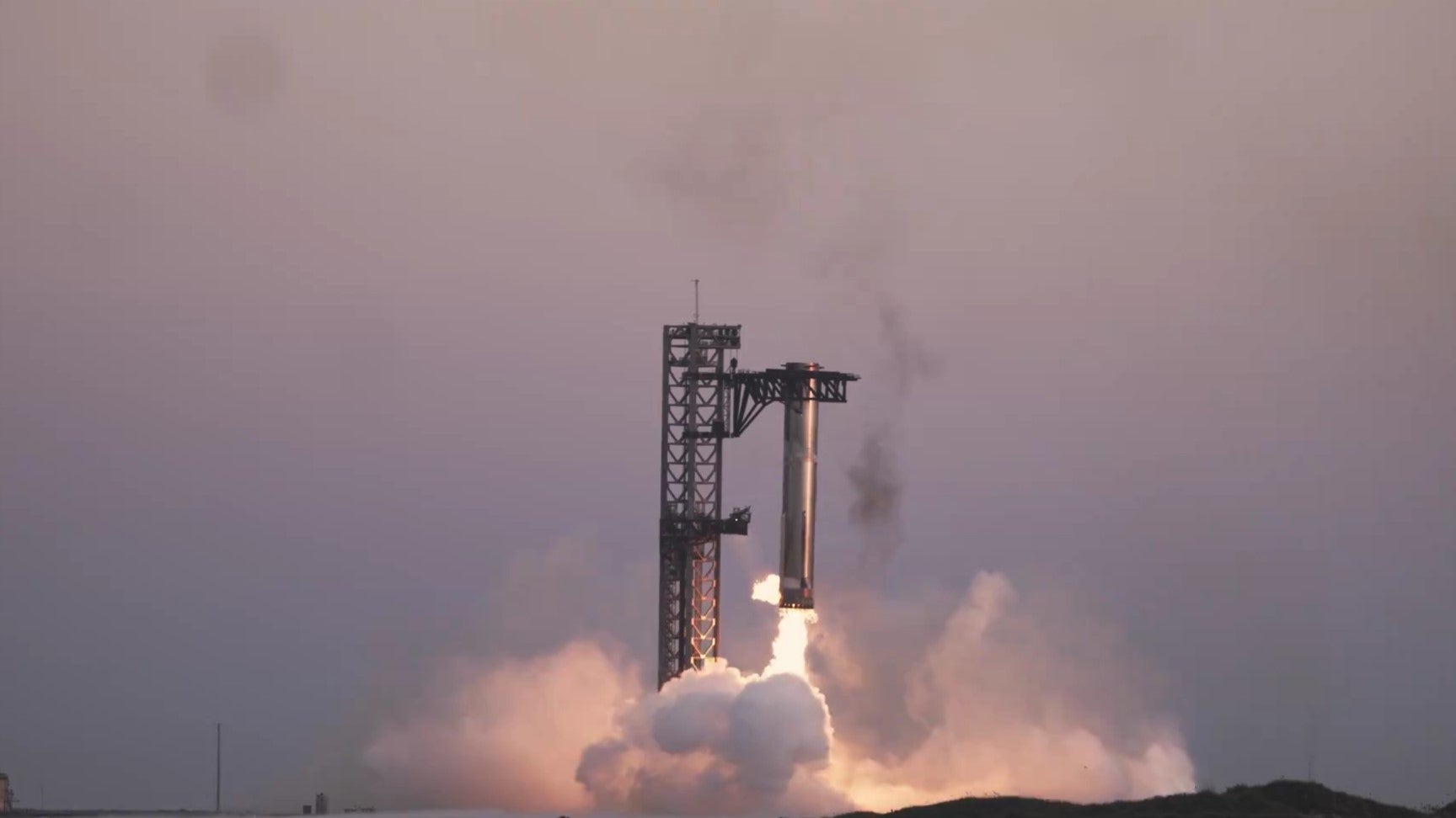 SpaceX Starship rocket Super Heavy booster launch on test flight