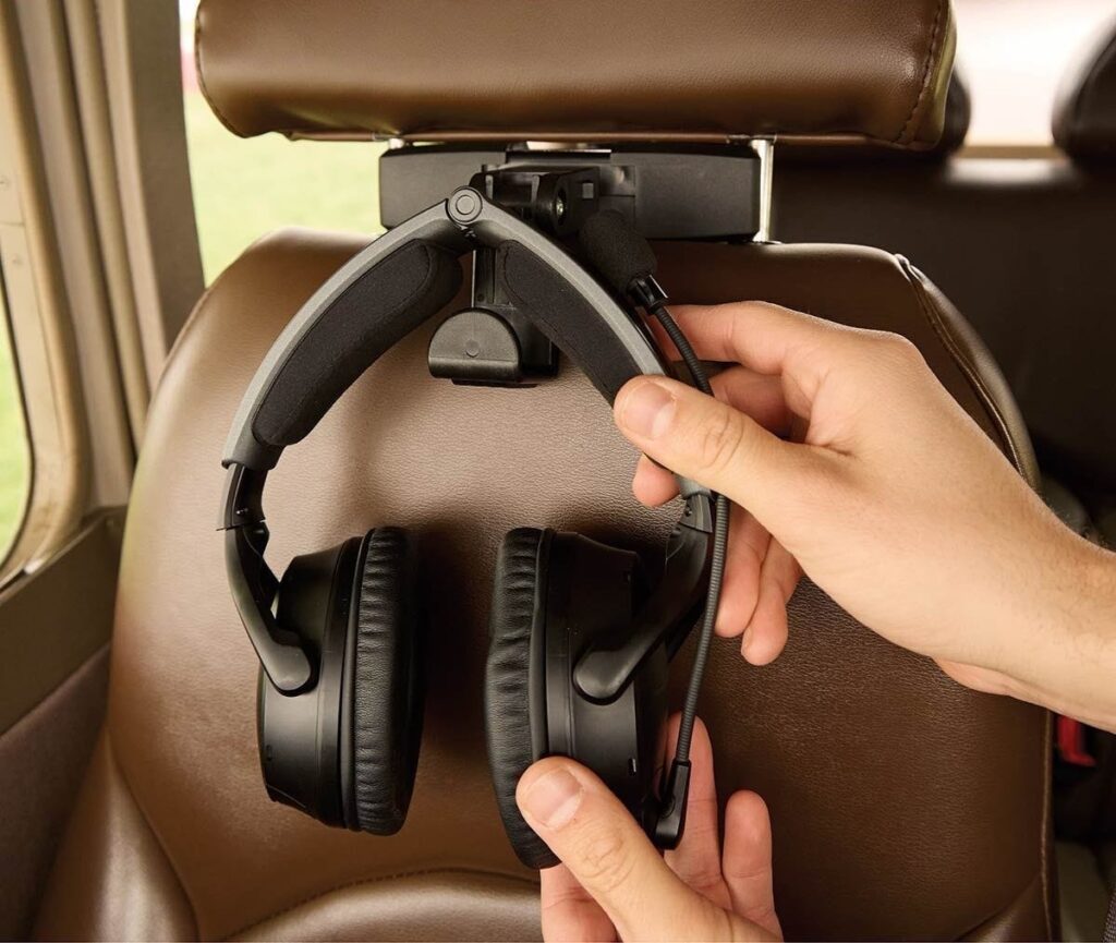 Cockpit Hook