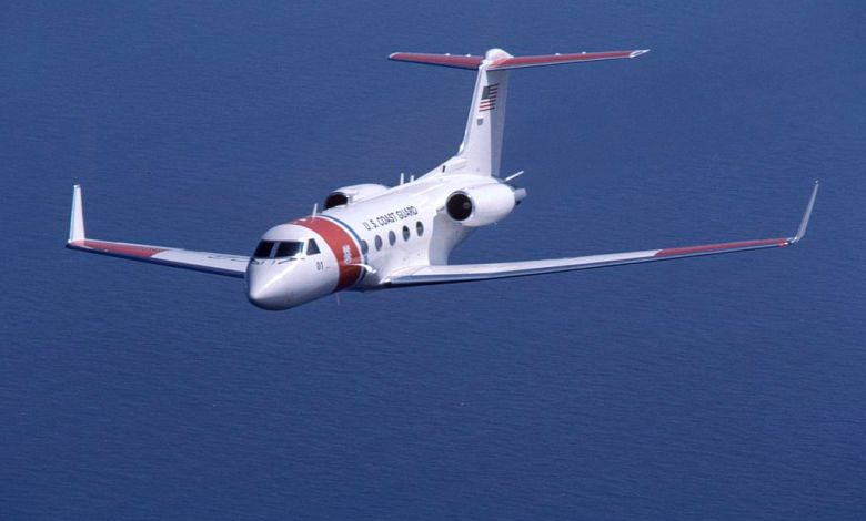 A Coast Guard VC-37A en route over Cape Hatteras, North Carolina.