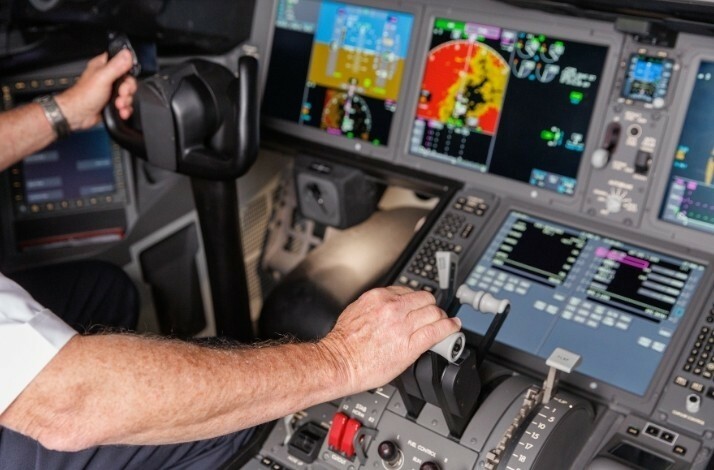 Boeing 787 simulator 