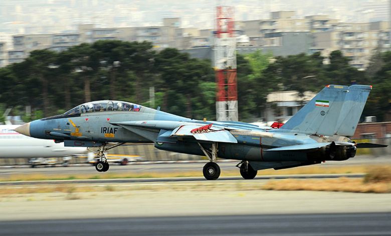 An Iranian F-14