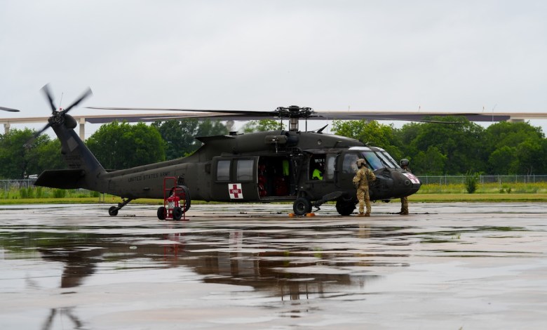 Black Hawk helicopter