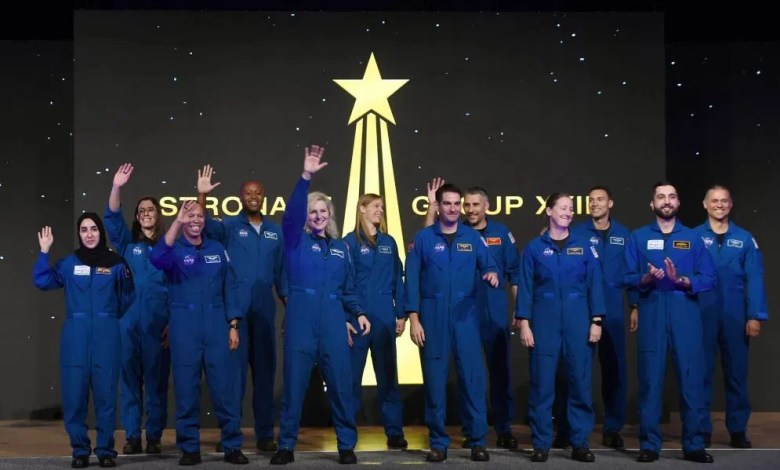 NASA personnel employees