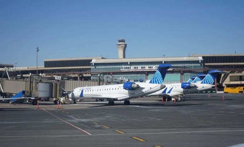 Newark airport United Airlines